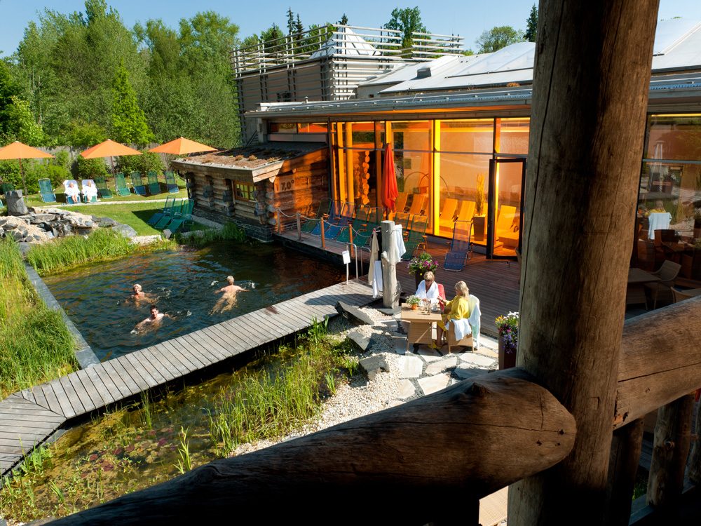 Saunaland, Naturbadeteich, Sauna, Außenbereich, Therme Bad Steben